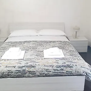 Star House - Centro , Bari Italy