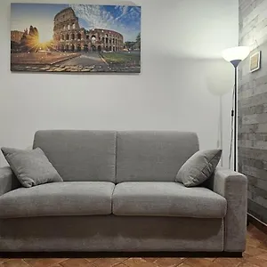 50 Passi Colosseo , Rome Italy